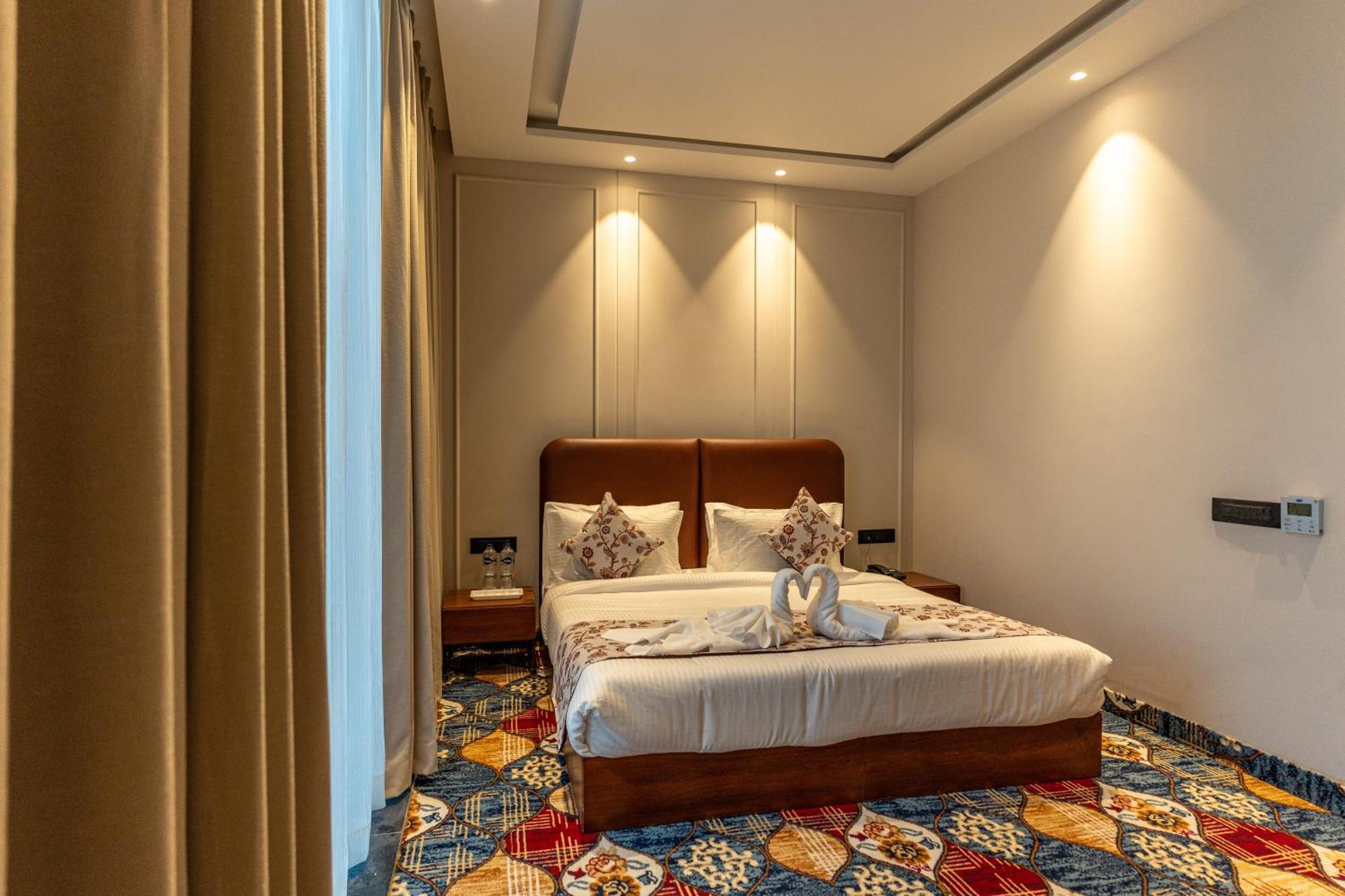 City Klyde Inn Amritsar Ngoại thất bức ảnh